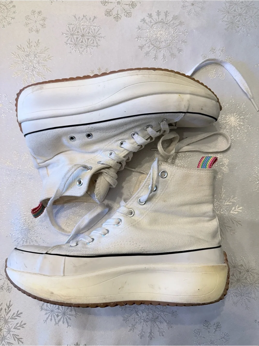 Madden Girl Winnona White Canvas Platform High-top Sneakers Rainbow tab Size 8